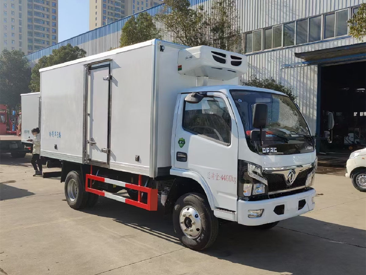 東風(fēng)福瑞卡冷藏車（4.2米）