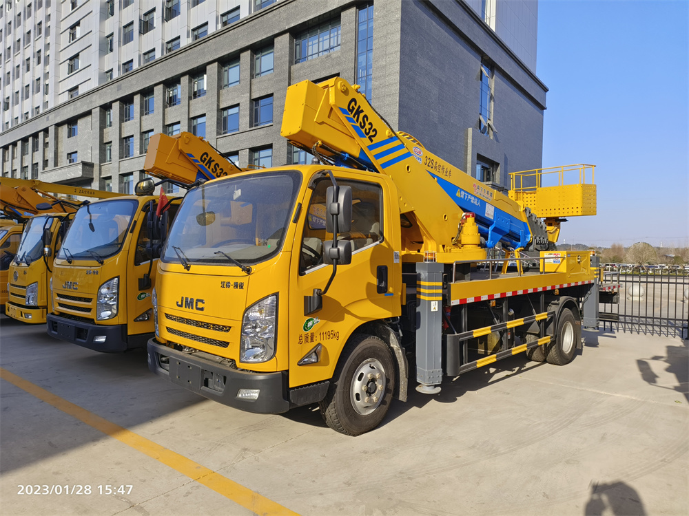 江鈴凱悅32米高空作業車圖片配置參數